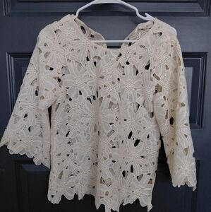 🌟 Sugarlips Cream Floral Lace Blouse